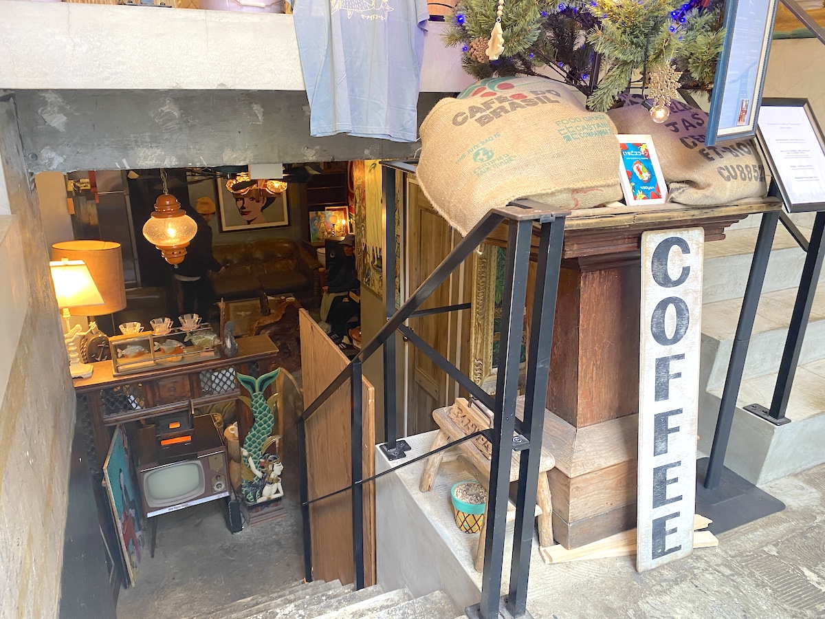 「マーメイドコーヒーロースターズ」内観1