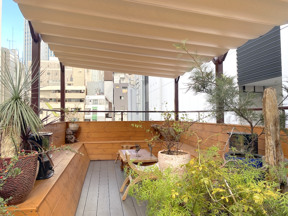 「マーメイドコーヒーロースターズ」屋上