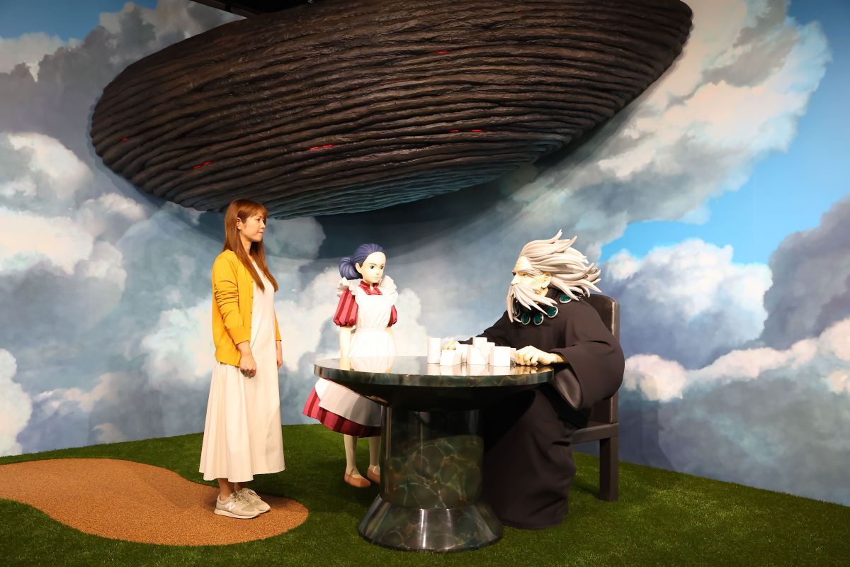 自らが作り上げた世界を継いで欲しいと話す大叔父と対峙