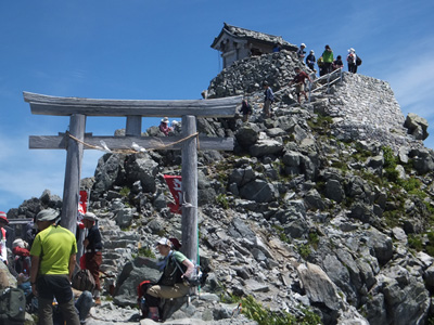 雄山神社峰本社1