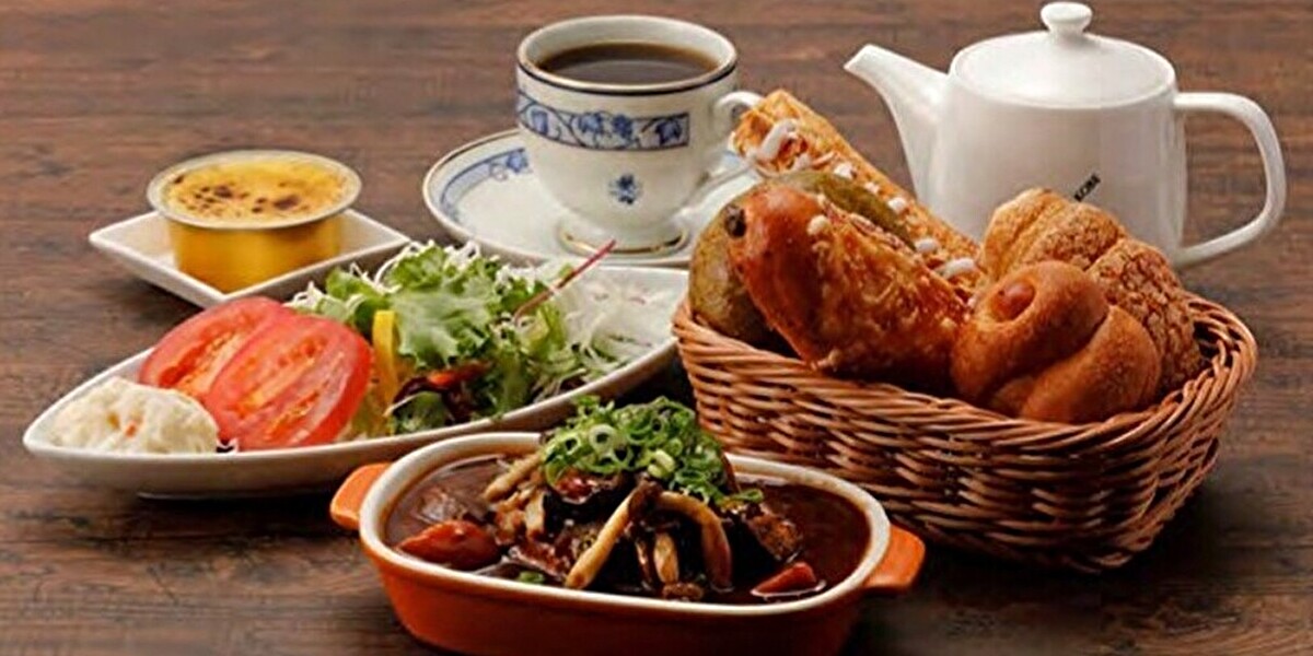 「贅沢ハンバーグのビーフシチュー」2530円