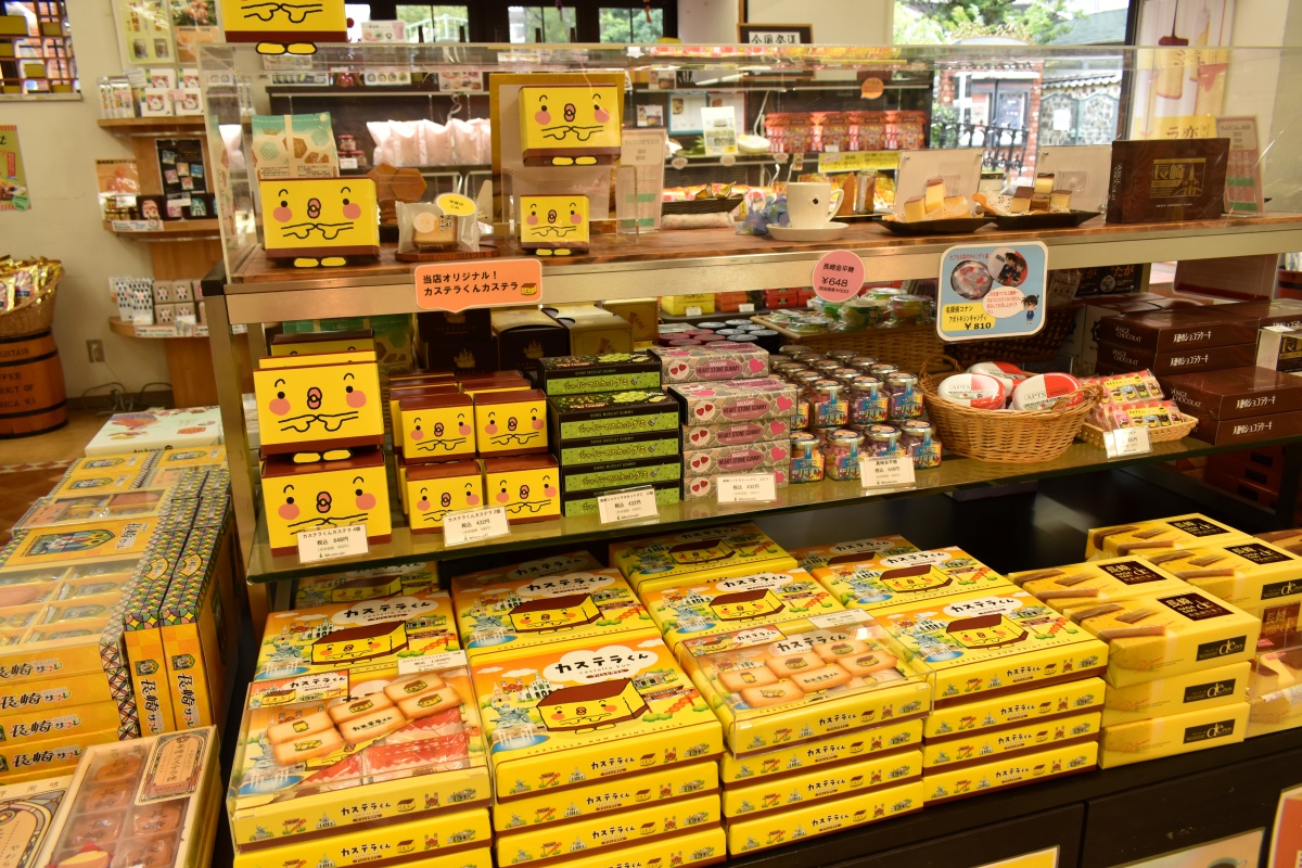 オリジナルキャラクター、カステラくんのおみやげも人気