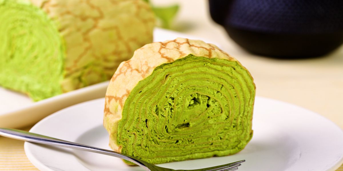「ミルクレープロール 抹茶」2800円