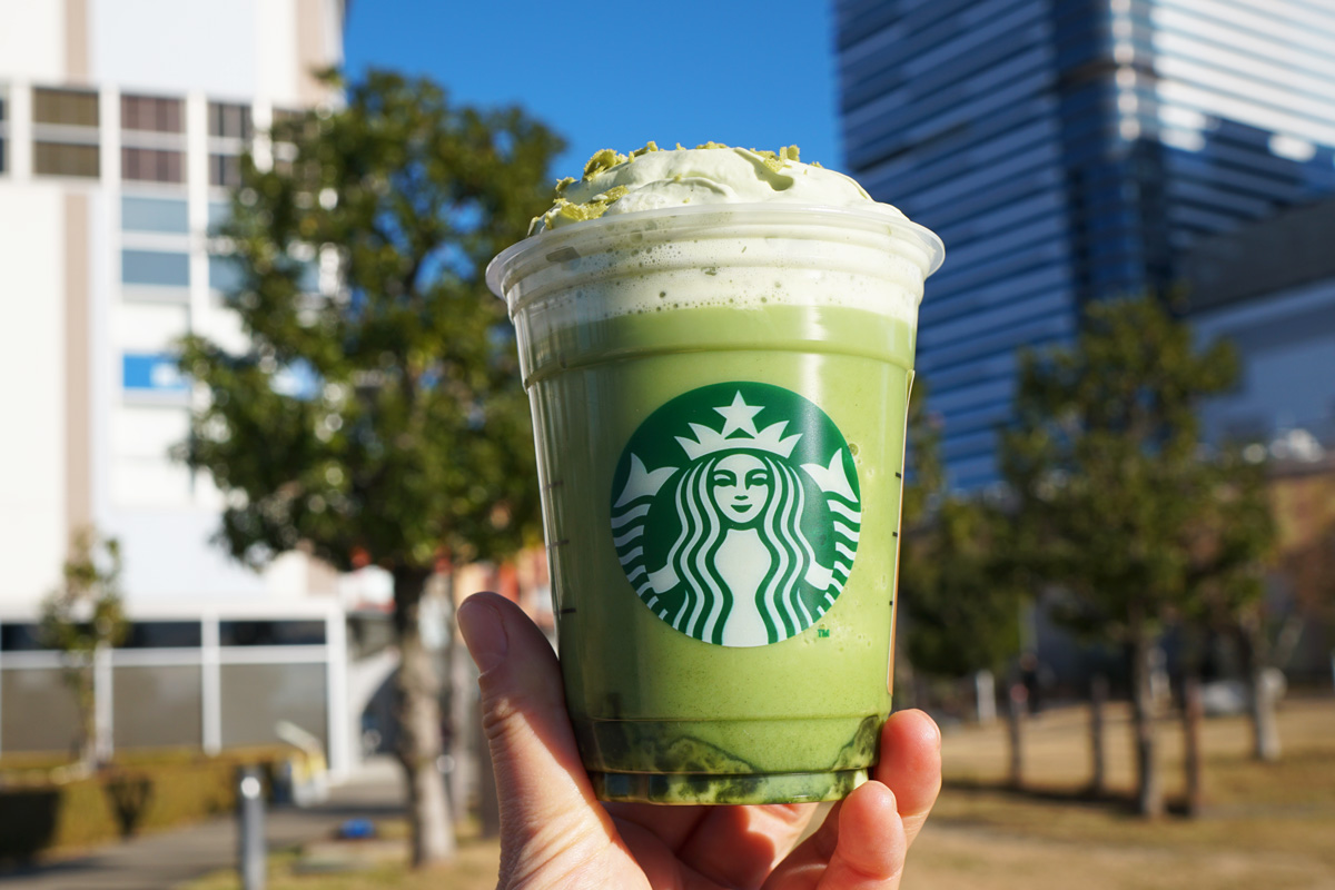 「玉露抹茶 フラペチーノ&reg;」687円（持ち帰り）、700円（店内利用）