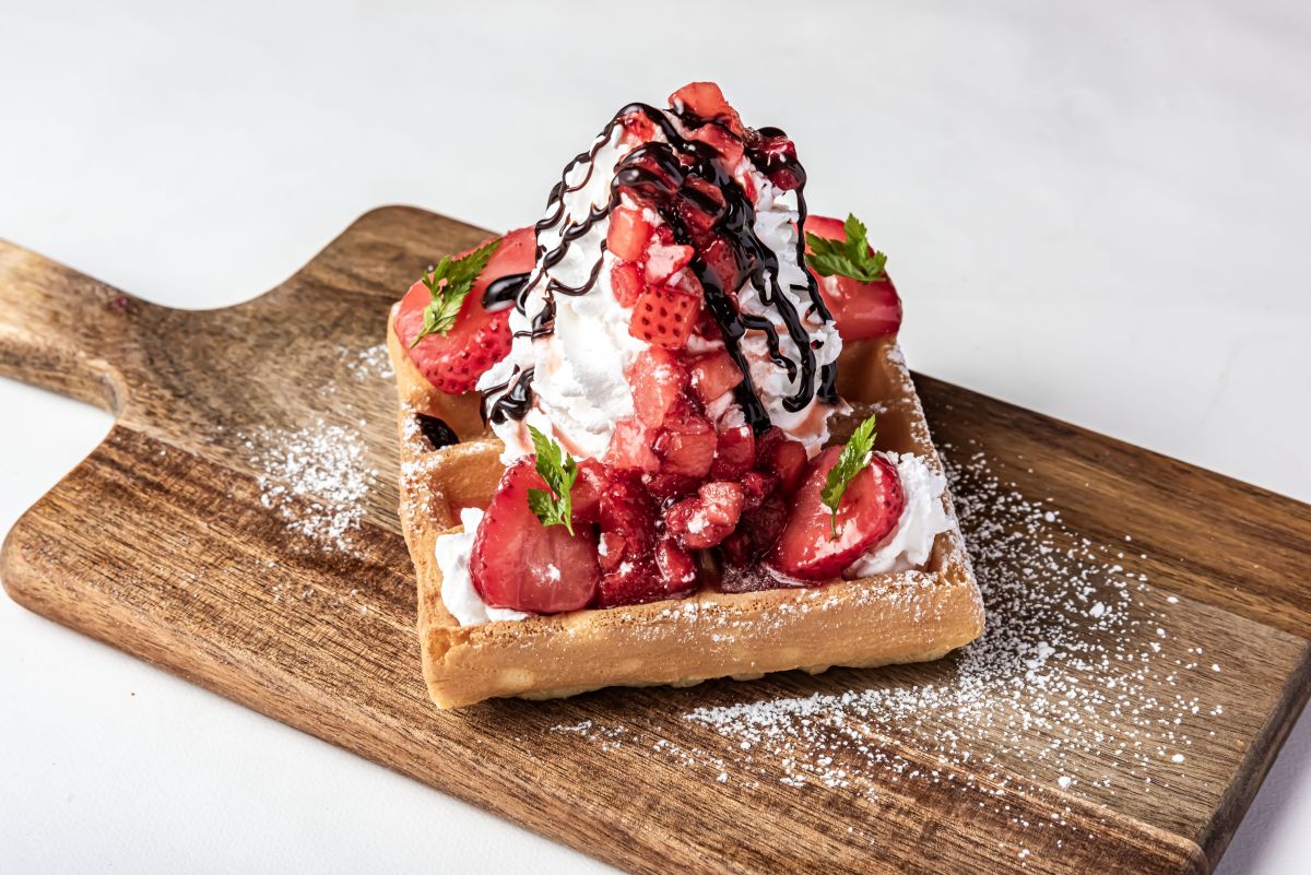 ベルギーワッフル (ストロベリー)