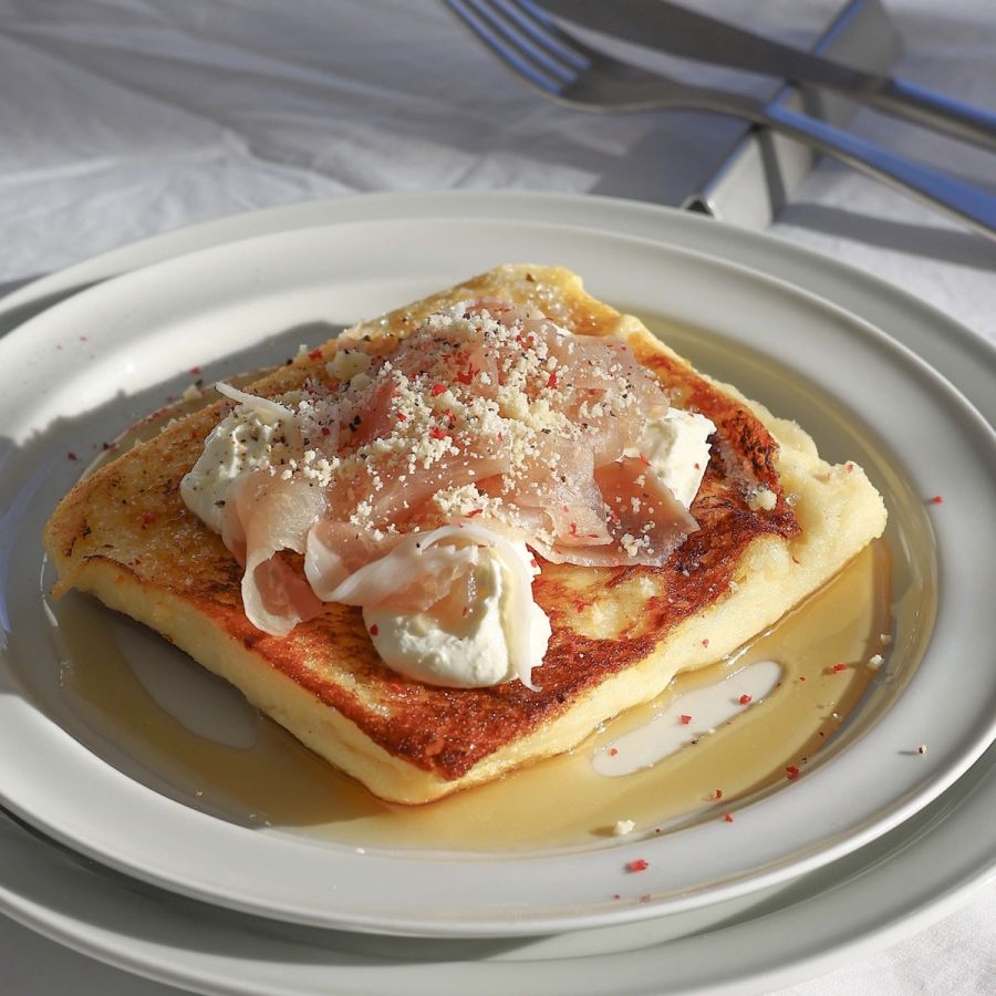 フレンチトースト「生ハム&クリームチーズ」