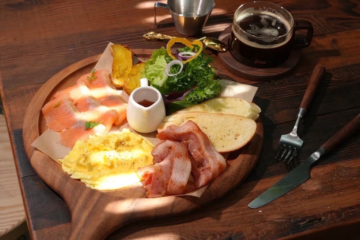 朝食／Photo：Airbnb