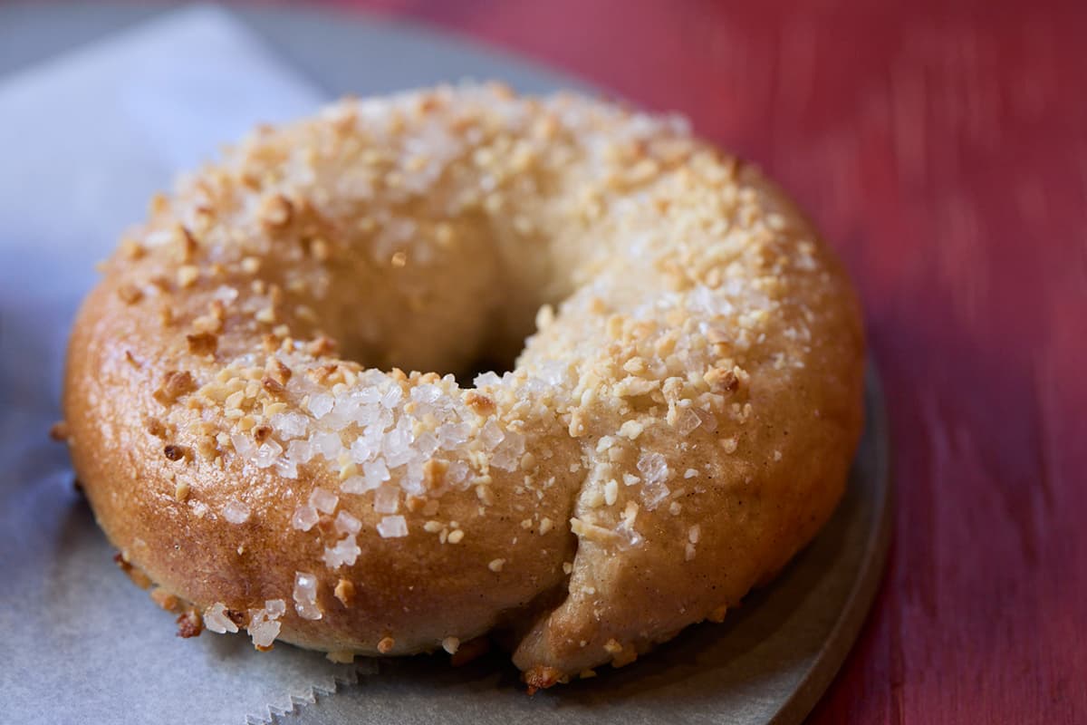 ざらめとアーモンドの食感を楽しめる「北欧」