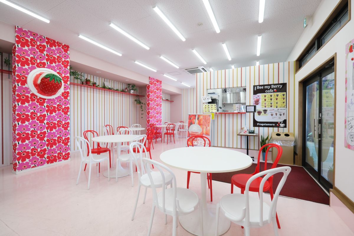 フルーツカフェ　営業時間などはBee my Berry観光農園と同じ