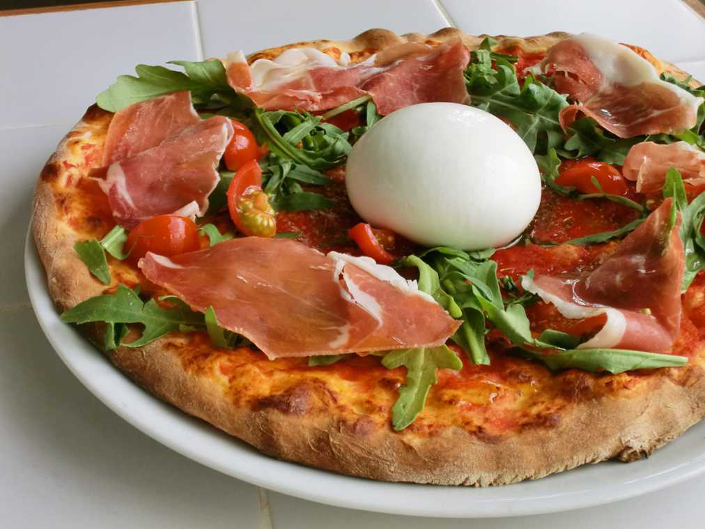 「マルゲリータ・ブラータ」3190円