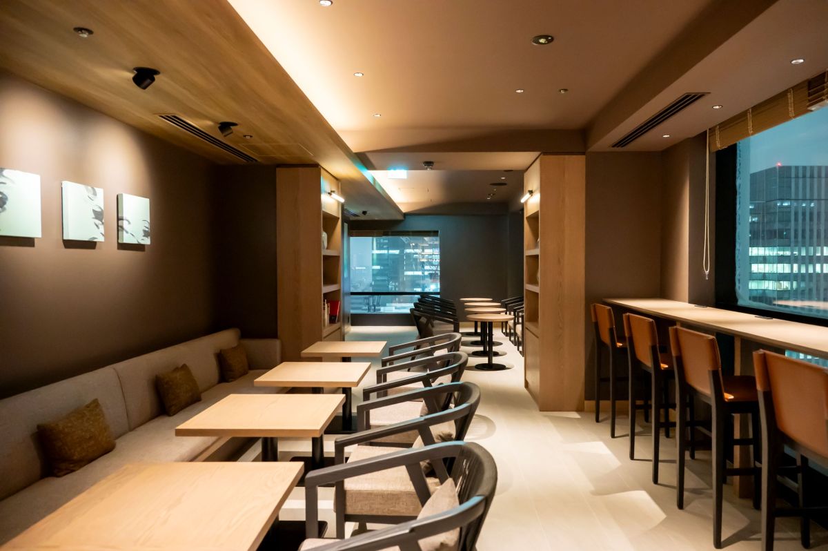 プレミアムラウンジ