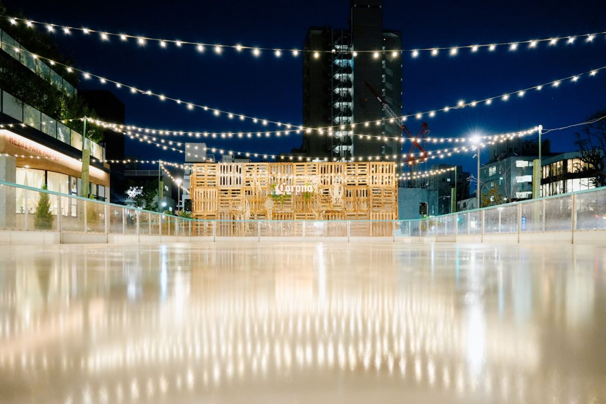 『ICE RINK Powered by Corona Cero』