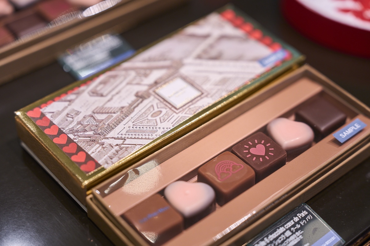 2026年のバレンタイン限定ボンボンショコラは10種を用意