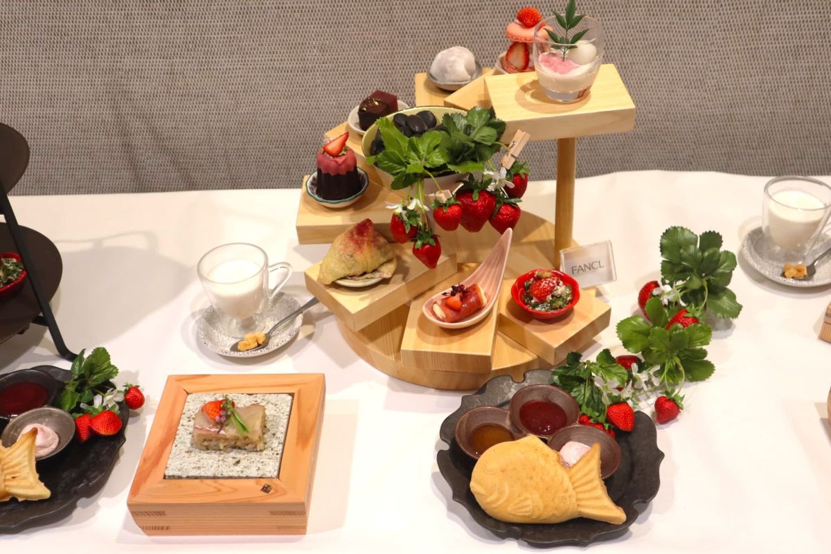 「和の苺アフタヌーンティー」