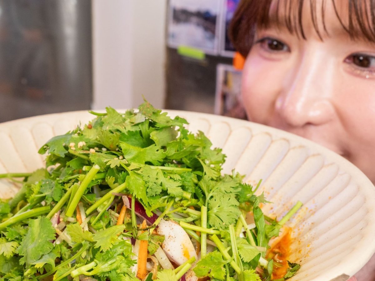 山盛りパクチー