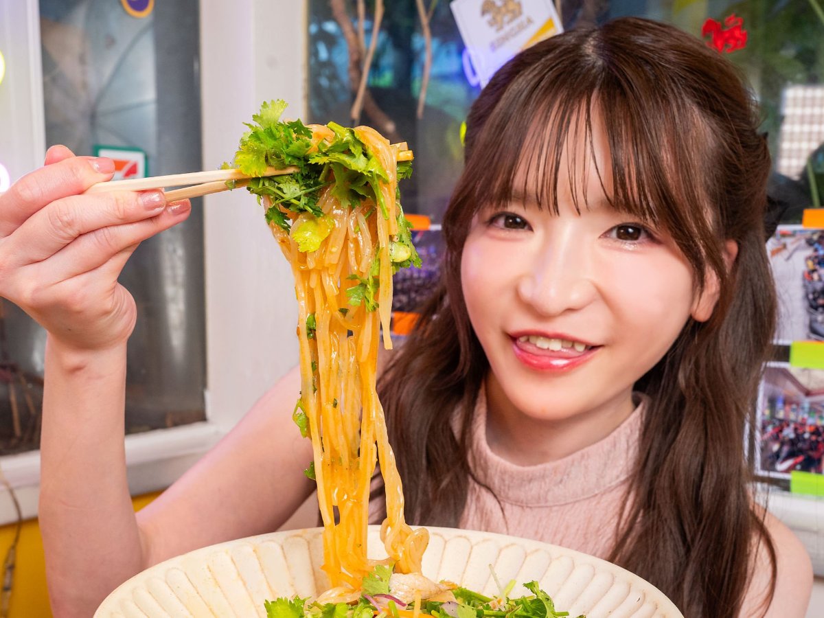 スープが絡んだ麺