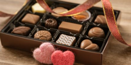 バレンタインのお菓子の意味は？ 本命向きのお菓子・避けた方がいいNGお菓子を紹介
