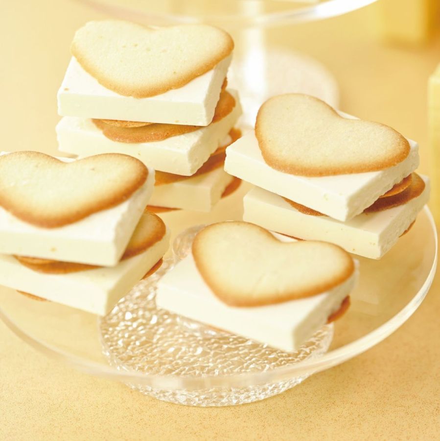 バターの女王「バターの女王 ラングドシャ ホワイト」1253円