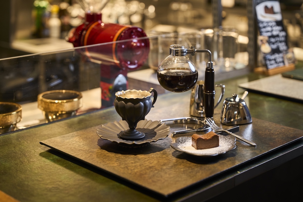 「サイフォンコーヒー」800円（カップ約2杯分）