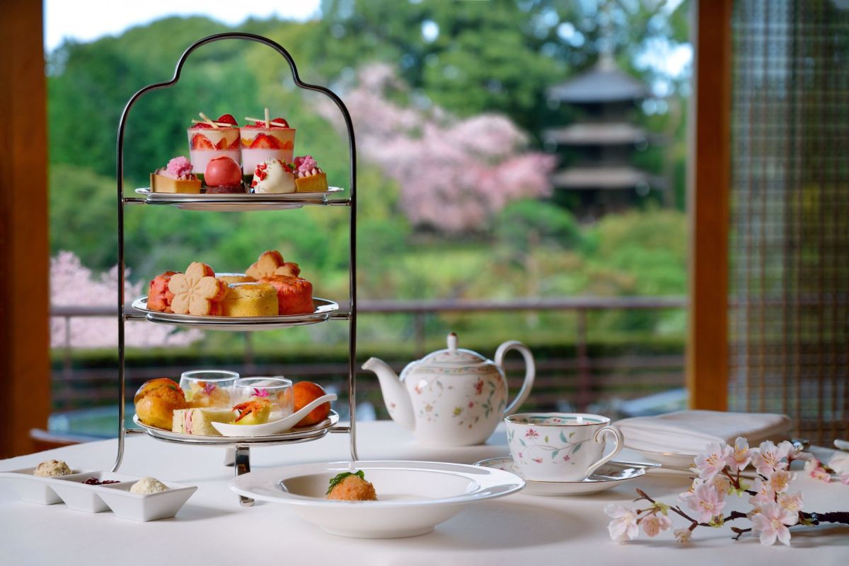 「桜&times;ストロベリーアフタヌーンティー」イメージ