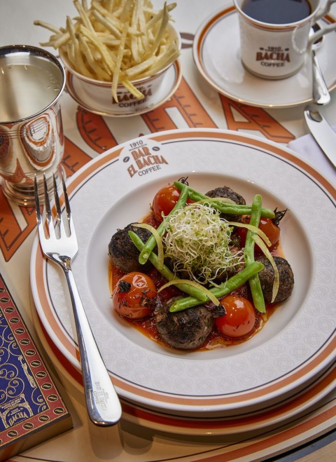 モロッコの伝統料理「ケフタ」4950円。フードは1人1品以上の注文が必要。別途サービス料10％（提供：Bacha Coffee銀座）