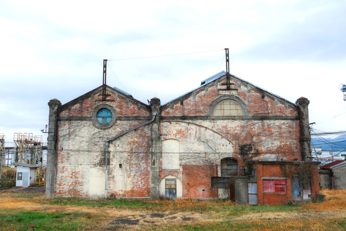 遠賀川水源地ポンプ室