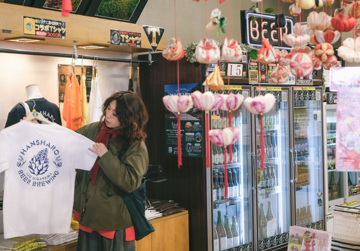 「反射炉ビヤオリジナルTシャツ」（ホワイト）2700円