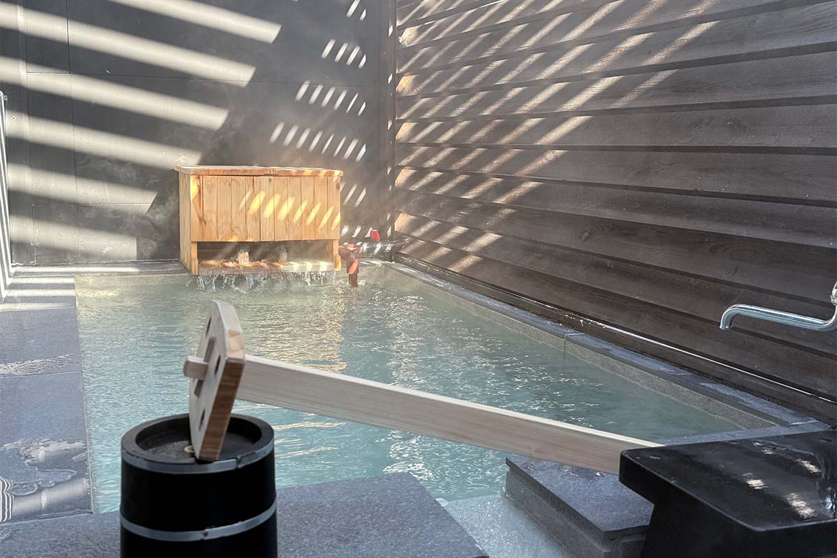 スタンダードルームの半露天風呂