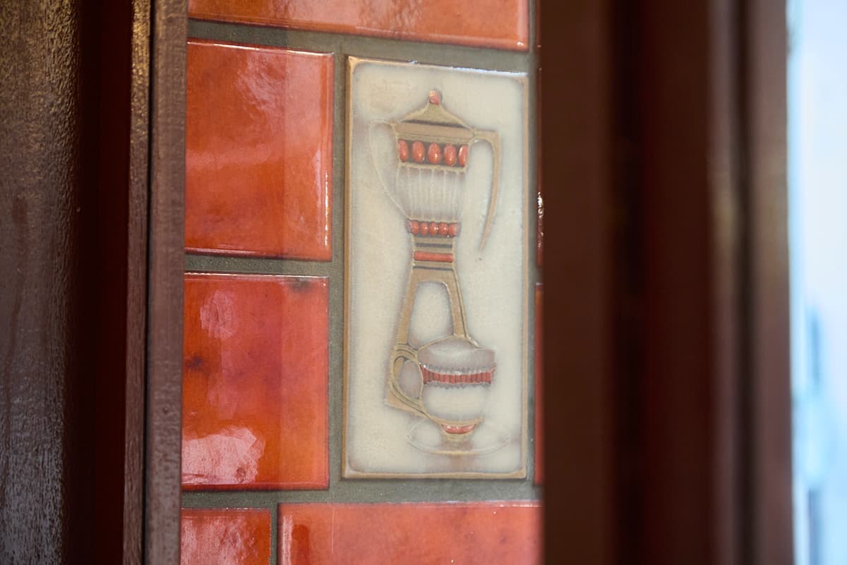 外観の壁のタイル