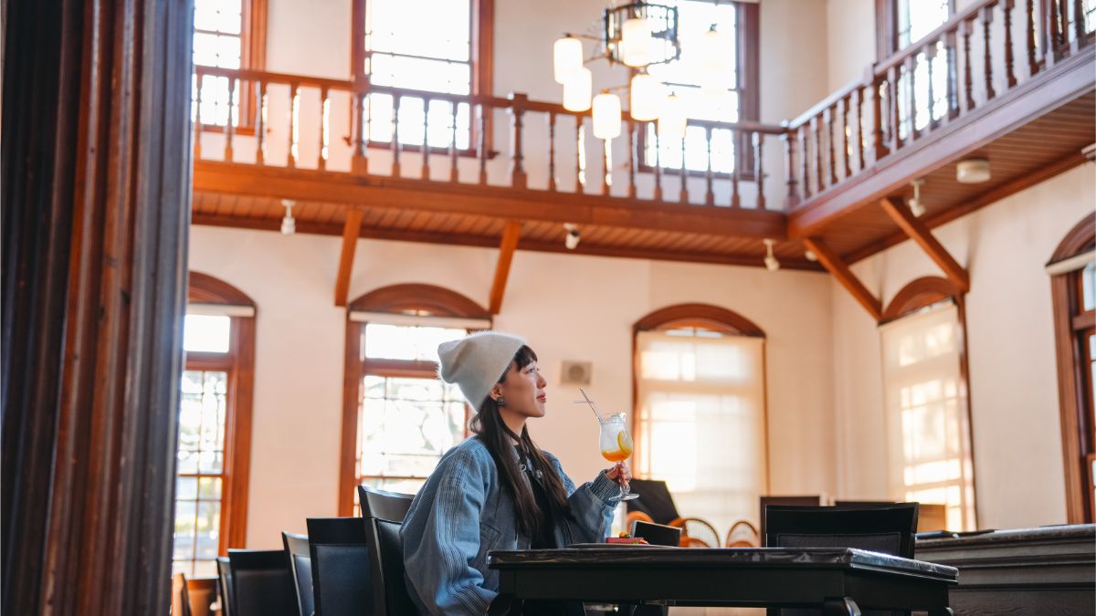 「旧古賀銀行／レストラン＆カフェ 浪漫座」