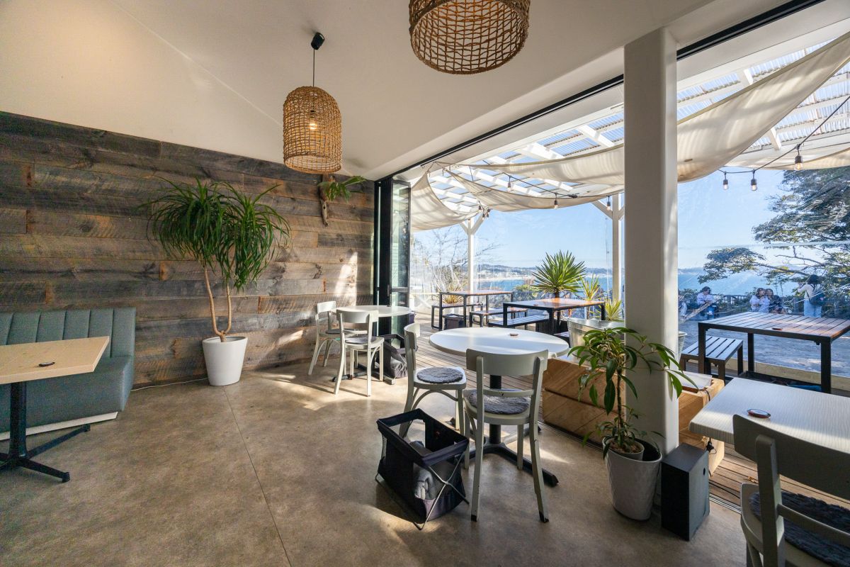 湘南らしいナチュラルなインテリア