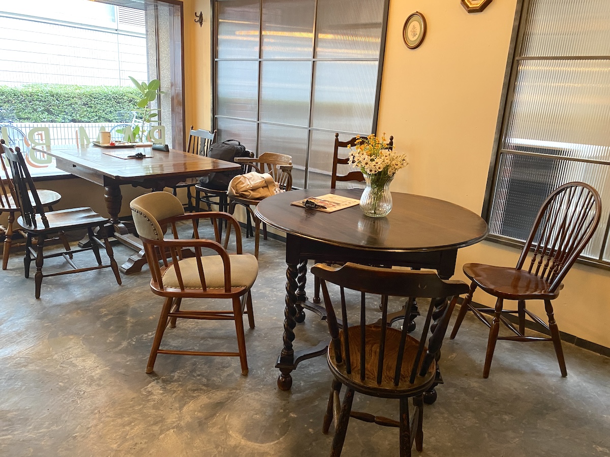 「BAM BI COFFEE 西新宿店」内観3
