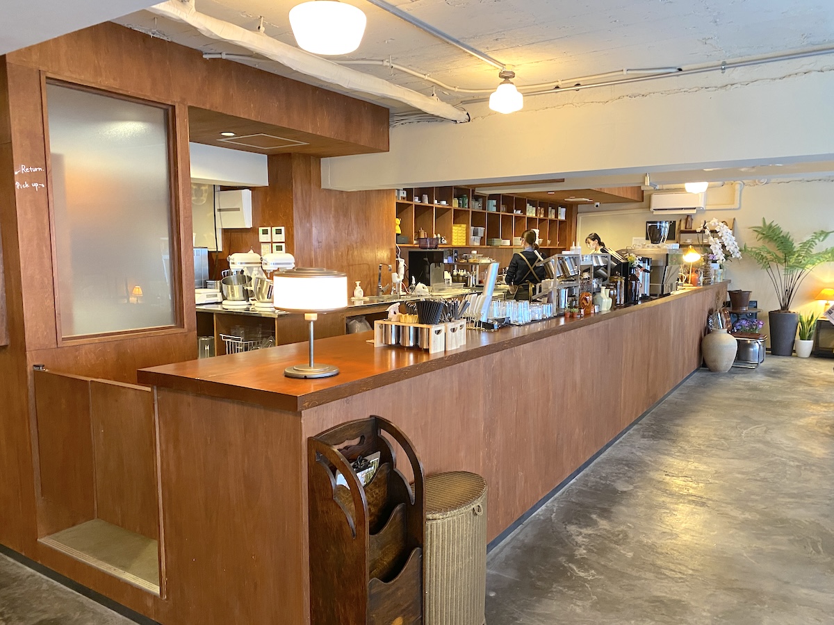 「BAM BI COFFEE 西新宿店」カウンター