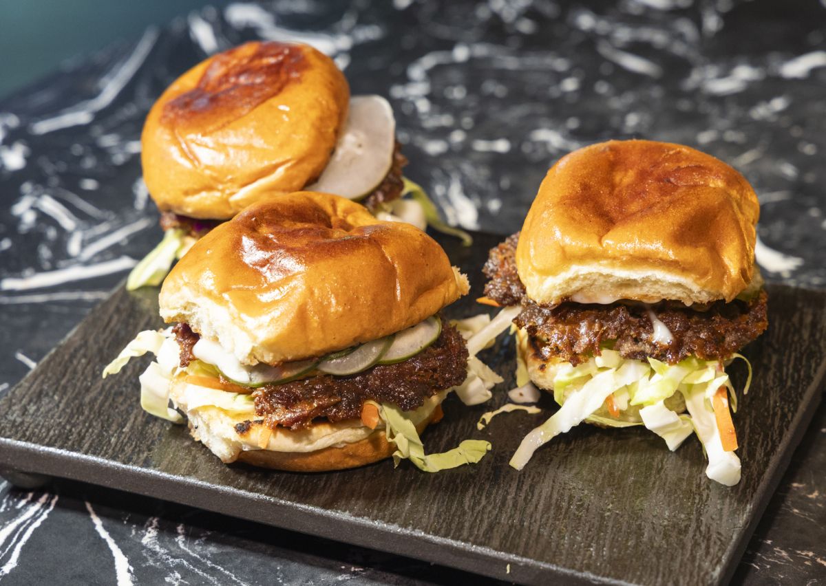 スマッシュバーガー・スライダーズ 3個セット（$25）