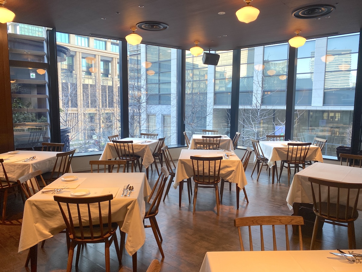 「ビストロ シロ」内観1