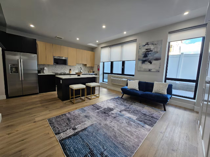 リビング・キッチン／Photo：Airbnb