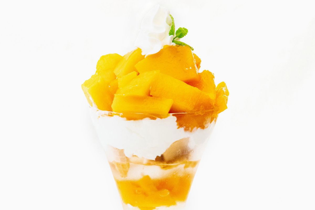 マンゴーパフェ(期間限定) 1750円