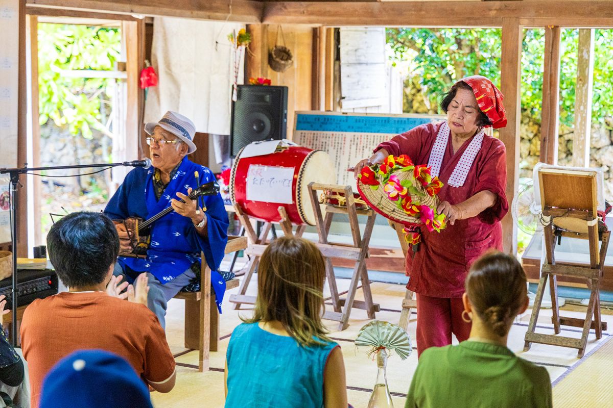 名物のショーイベントは必見