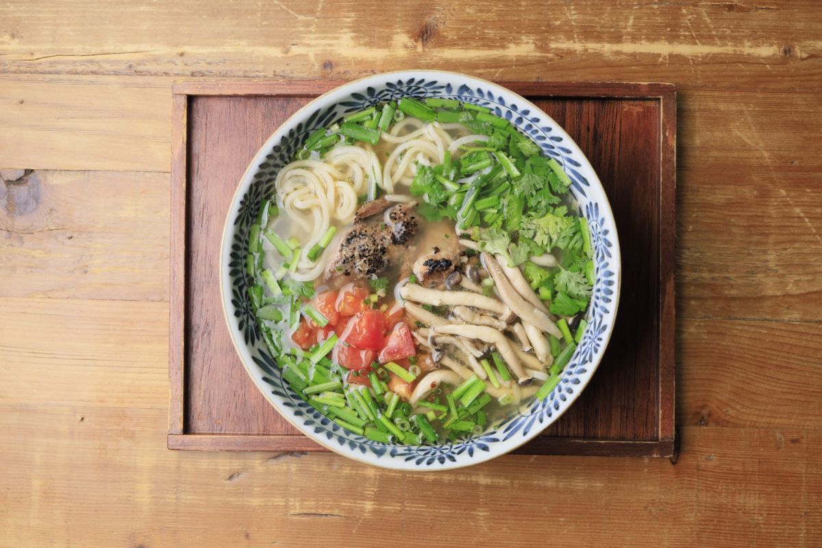 「Asian宮古そば（昼限定）」1200円