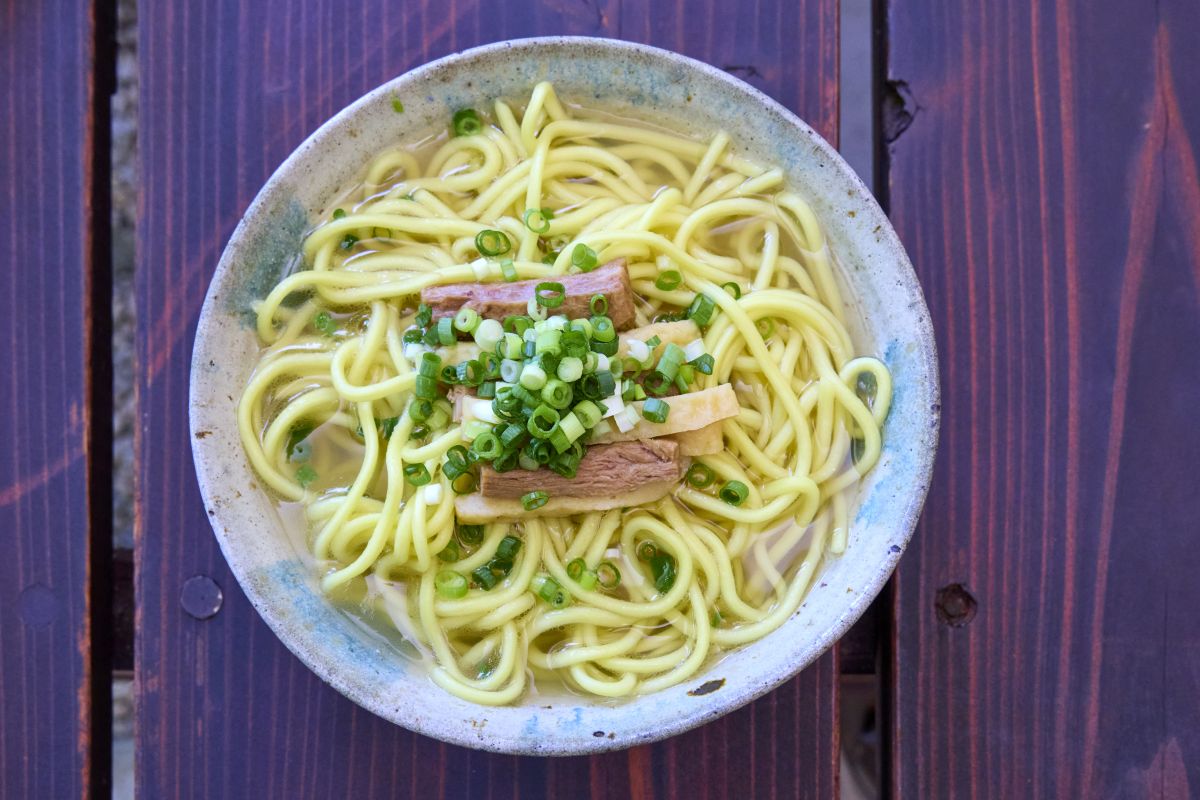 八重山そば(大)700円