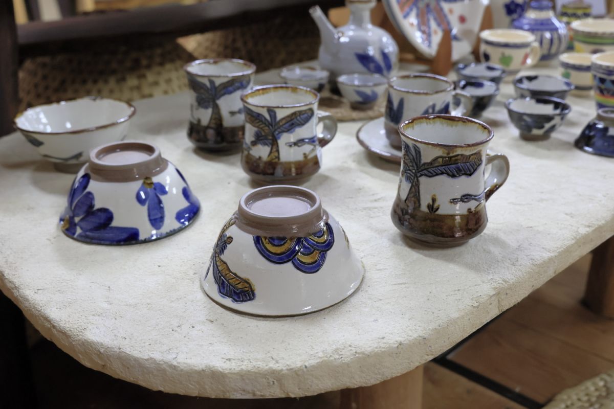 竹富島「アトリエ五香屋」茶碗4180円〜