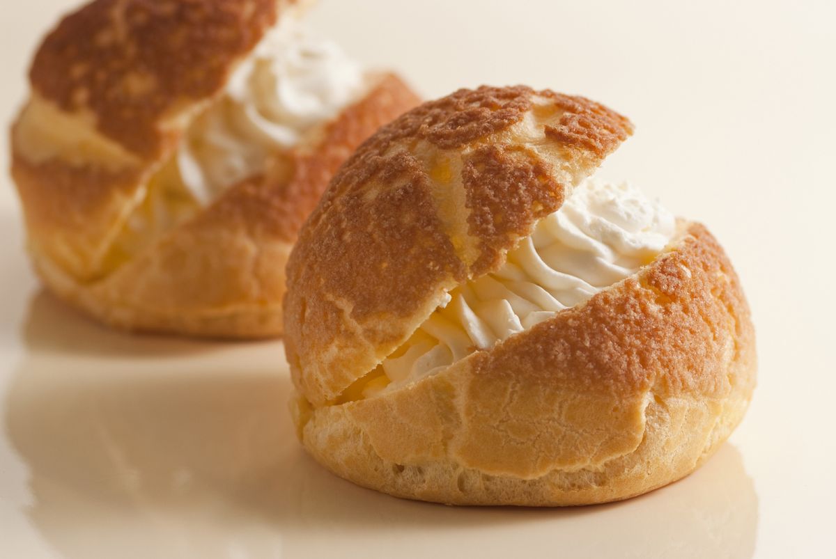 北菓楼「シュークリーム 北の夢ドーム」3個入り 972円