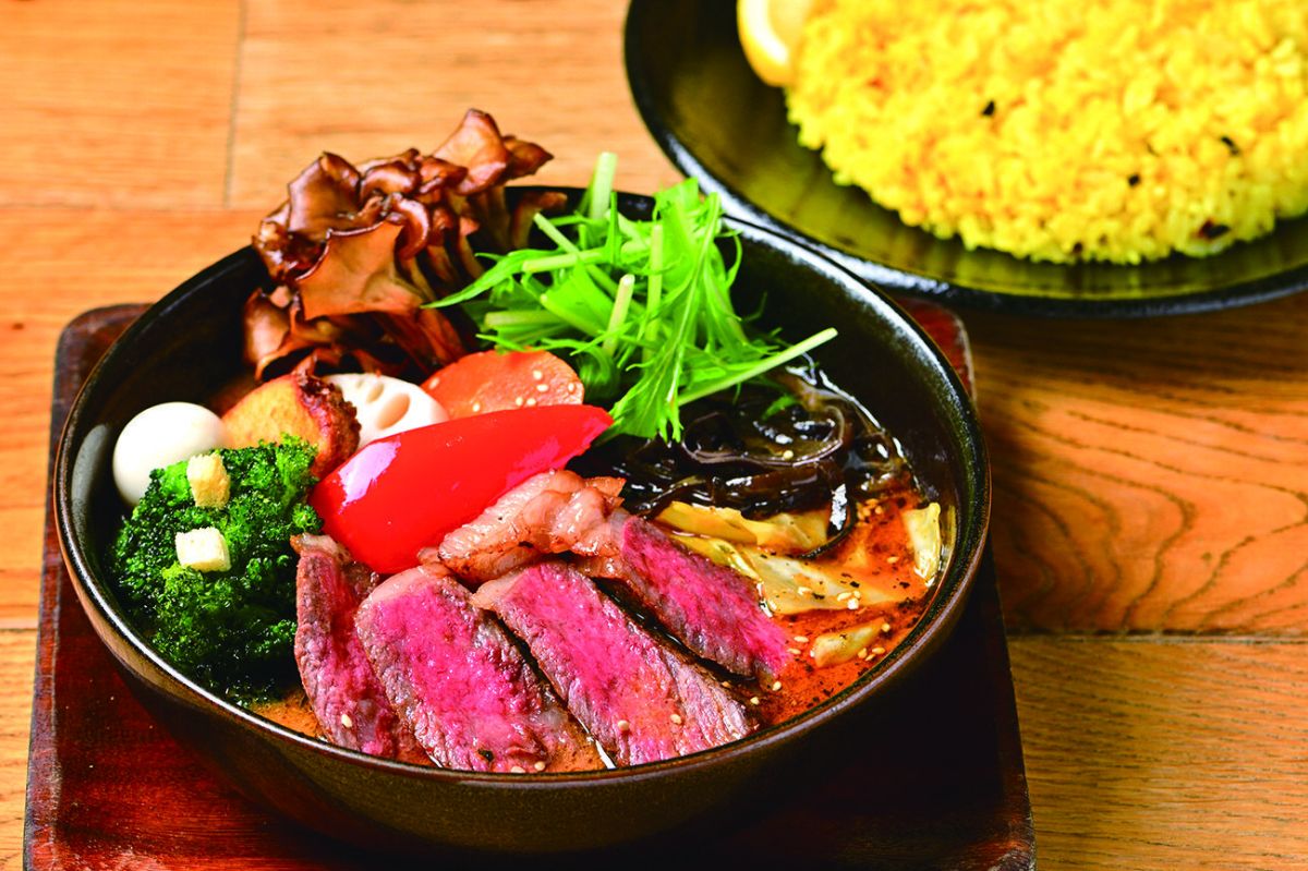 スープカレー GARAKU「和牛ステーキと野菜」3950円