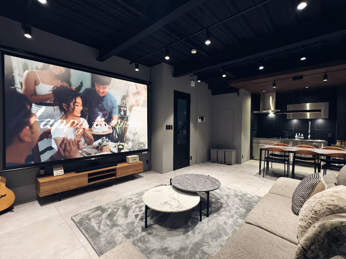 リビング／Photo：Airbnb