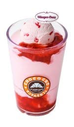 「ICHIGO ミルクスムージー with ハーゲンダッツ」 Mサイズ/720円