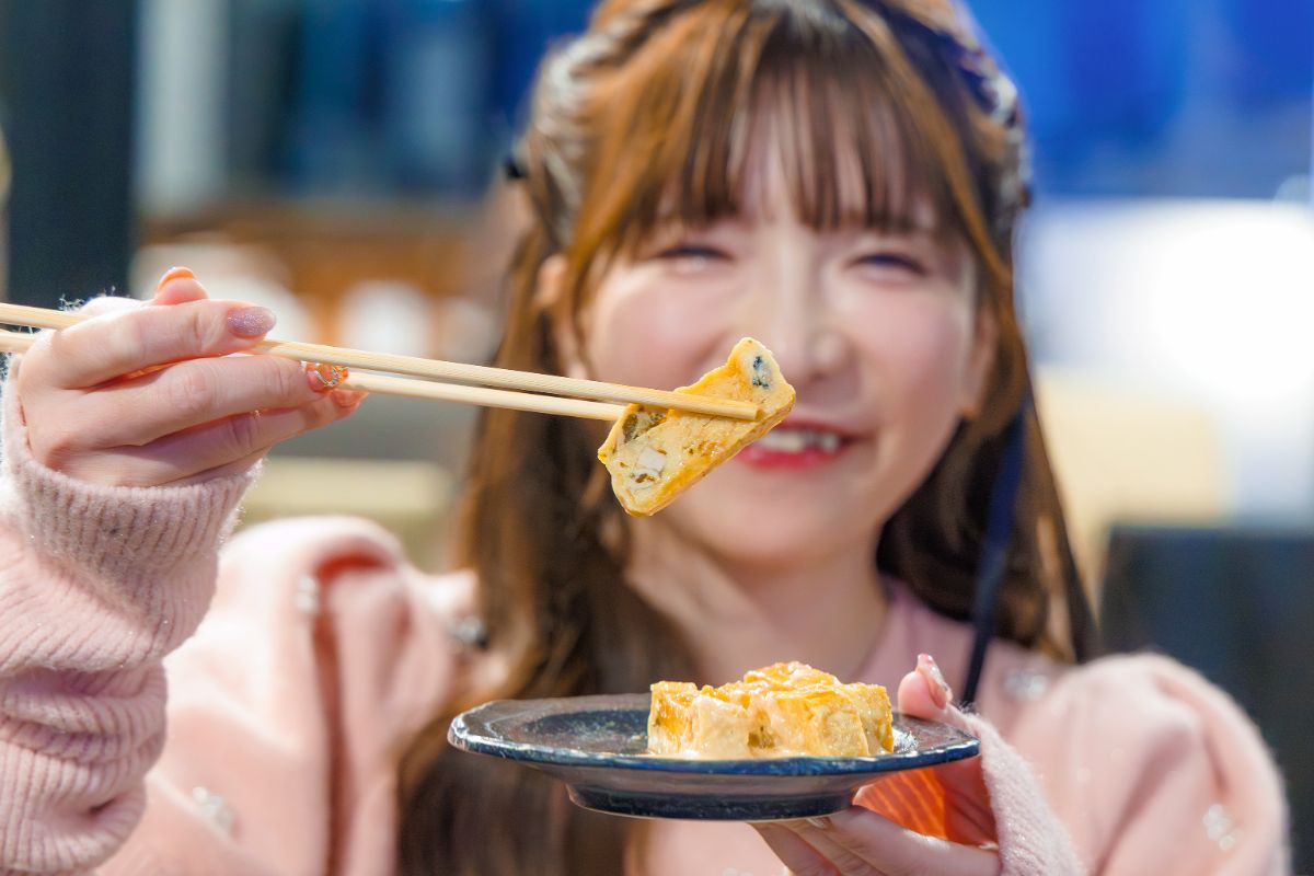 とろろ入り出汁巻たまご