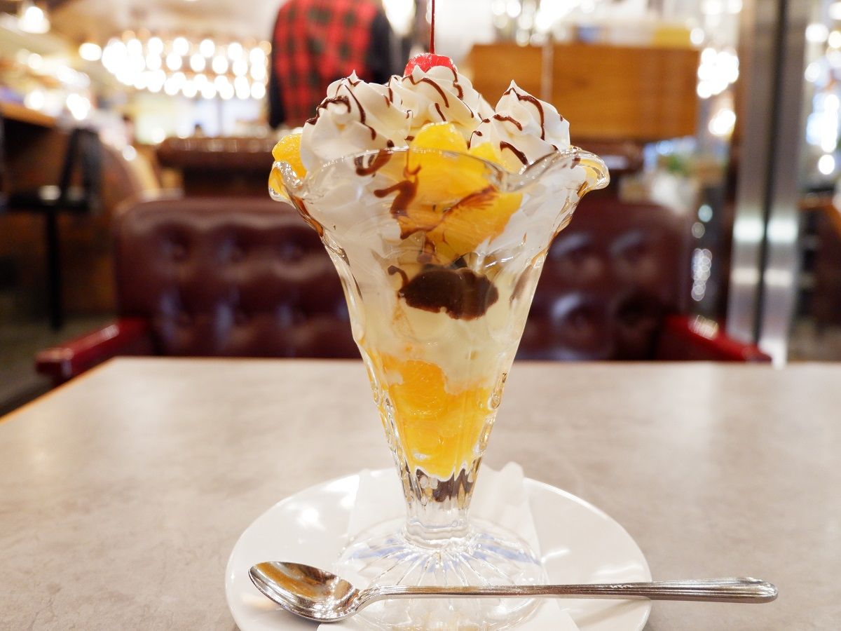 「チョコレートパフェ」1000円