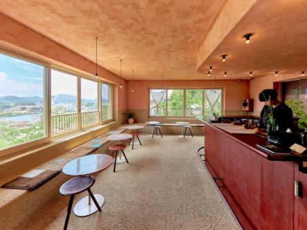 【広島・尾道】海の見える絶景カフェ「LOG」で、ゆったりお茶時間