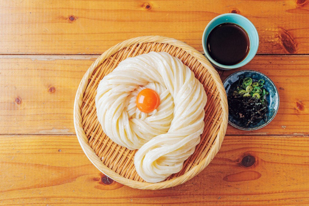 讃岐麺処 山岡の「金卵ざる饂飩」