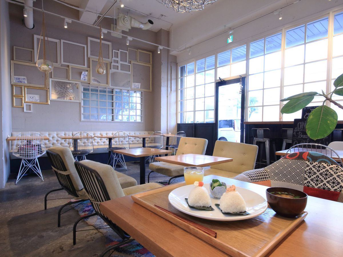 「Onigily Cafe」店内